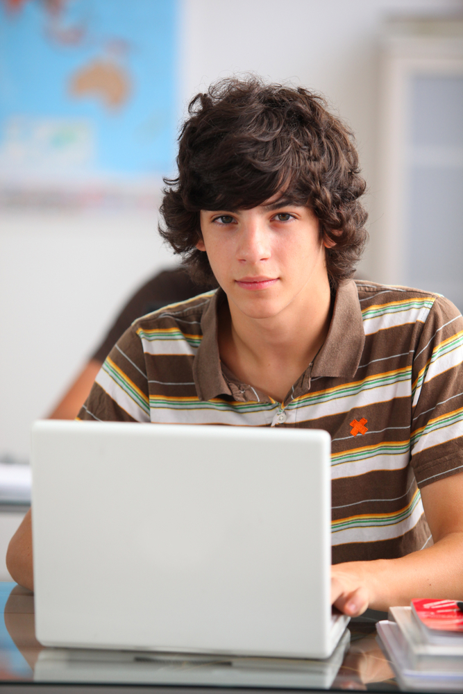 Bullismo e cyberbullismo, il 15% degli adolescenti ne è vittima. Il report Iss